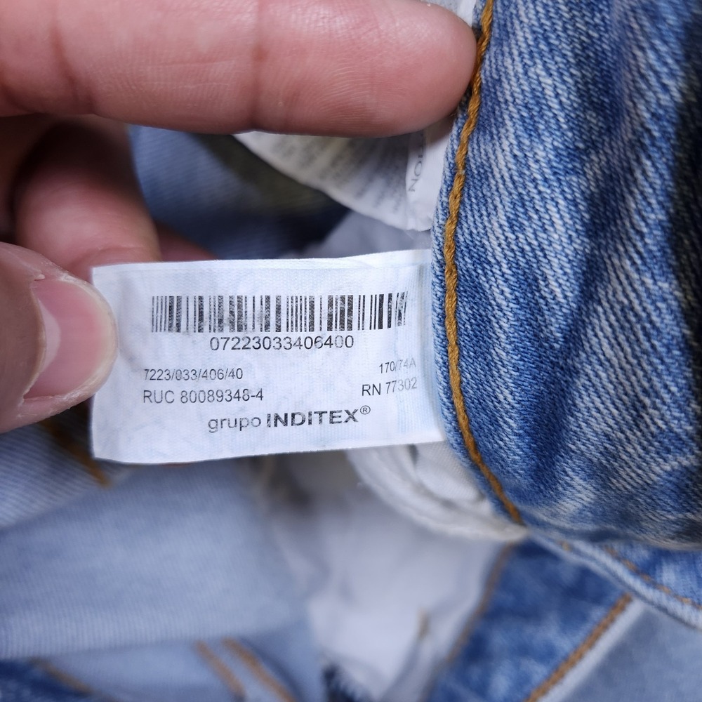 Zara Flared Bell Bottom Jeans Womens 8 Light Wash Blue Boho Denim Long 31" Insm - Picture 8 of 11